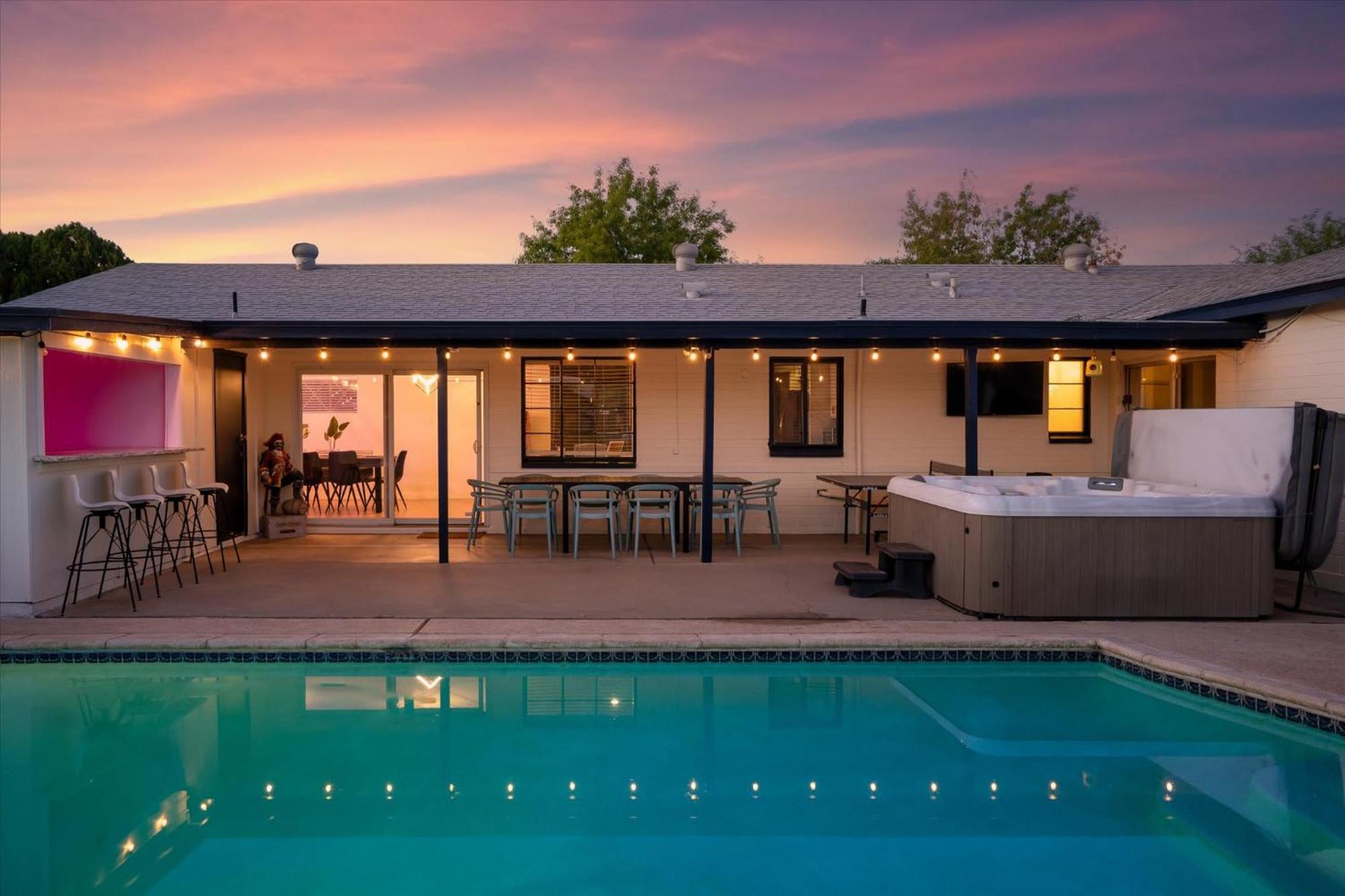 Girls Getaway Haven Outdoor Bar W Pool & Hot Tub Villa Scottsdale Dış mekan fotoğraf